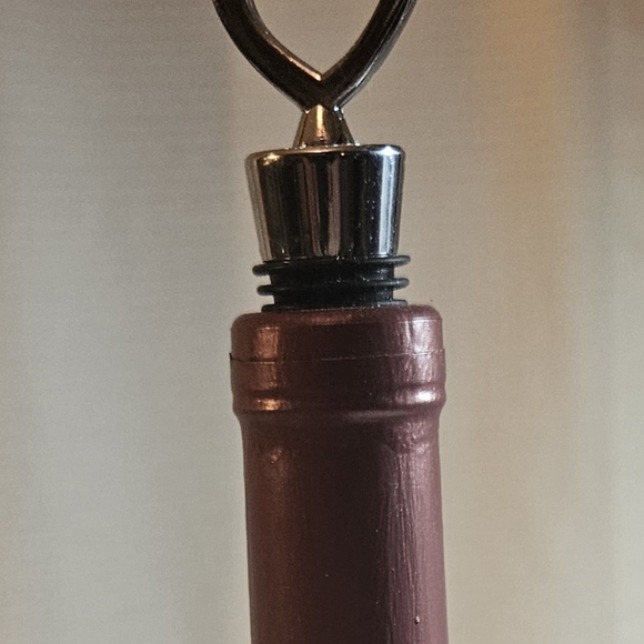 NEW In Package Wine/Liquor Bottle Stoppers VERY NICE Stocking Stuffers - Picture 5 of 5